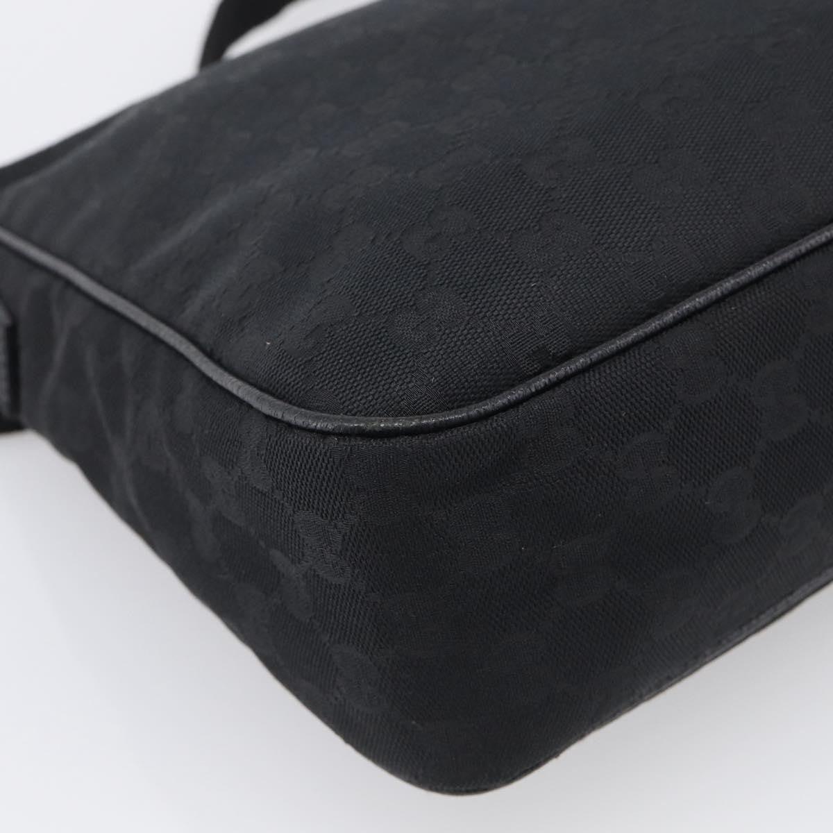 Gucci Shoulder Canvas Black Canvas Shoulder Bag Bag (Pre-Owned)