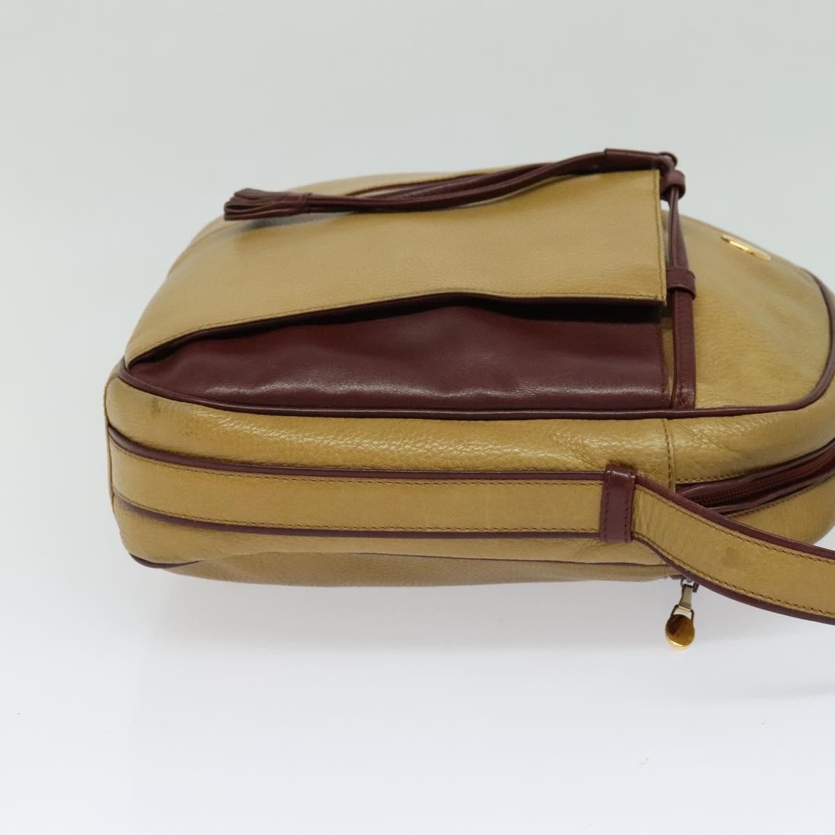 Cartier Tasseled Must De Cartier Leather Yellow Leather Shoulder Bag Bag (Pre-Owned)