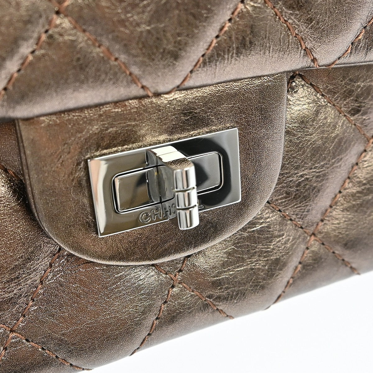 Chanel Reissue 2.55 Flap Quilted Metallic Aged Calfskin Brown Leather Handbag (Pre-Owned)