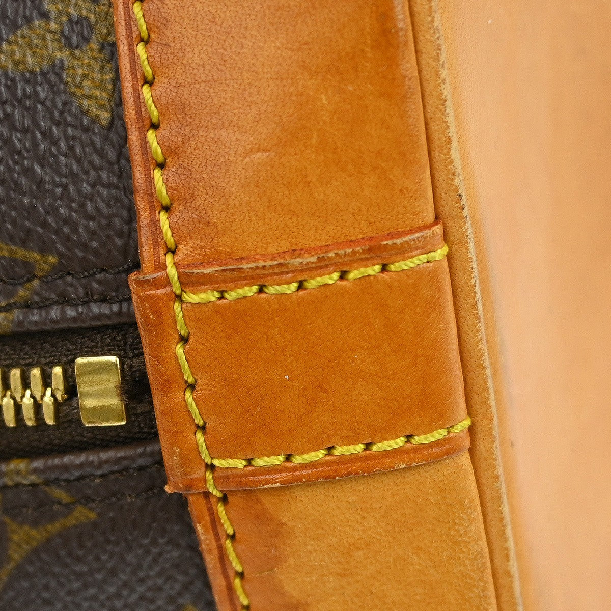 Louis Vuitton Alma Monogram Canvas Brown Canvas Handbag (Pre-Owned)