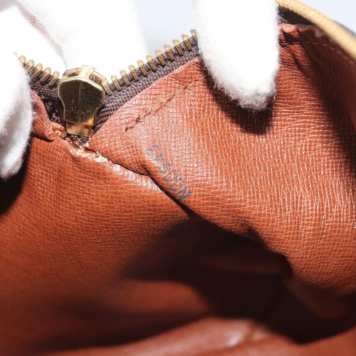 Louis Vuitton Papillon Monogram Brown Canvas Handbag (Pre-Owned)
