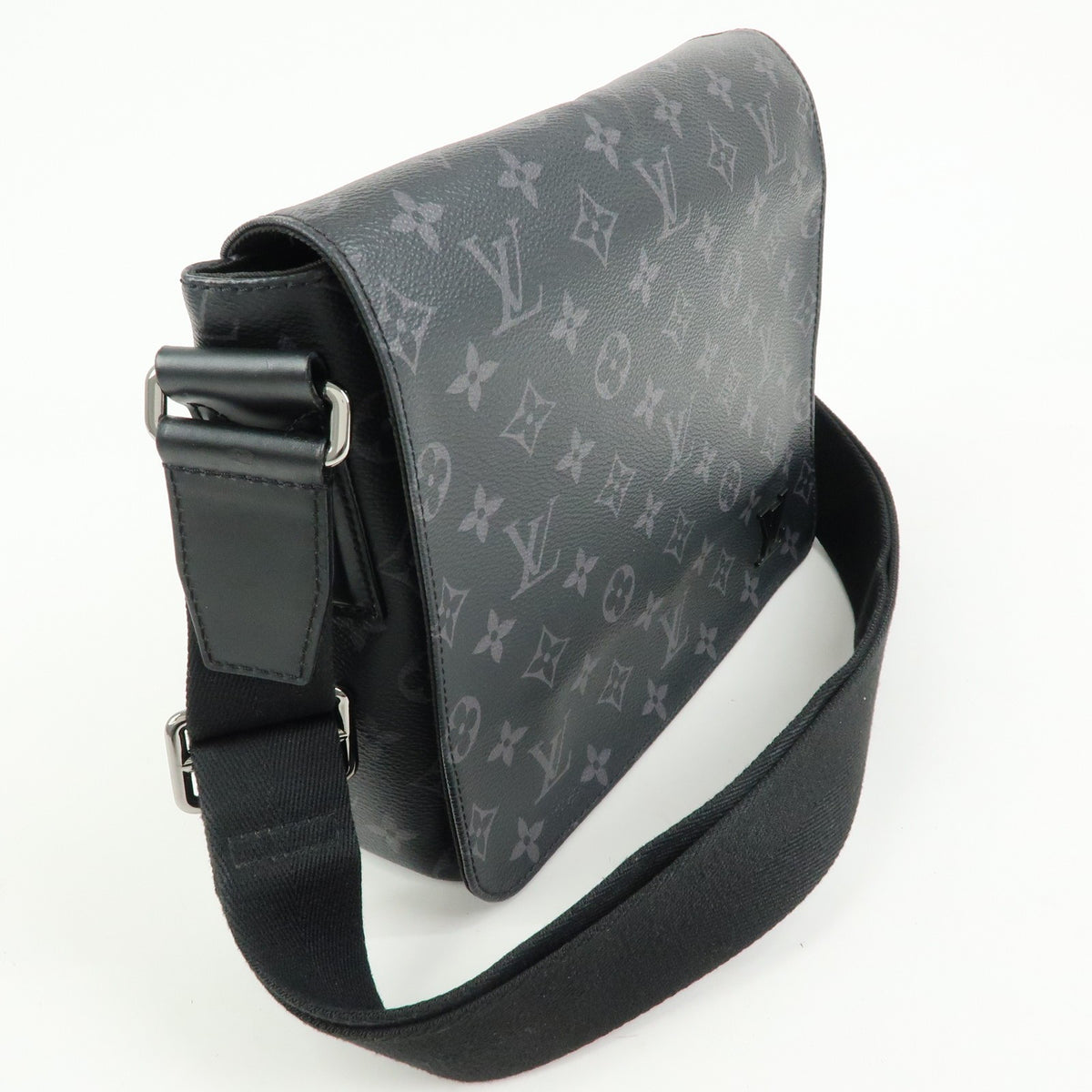 Louis Vuitton District Messenger Monogram Eclipse Canvas Gray Canvas Handbag (Pre-Owned)