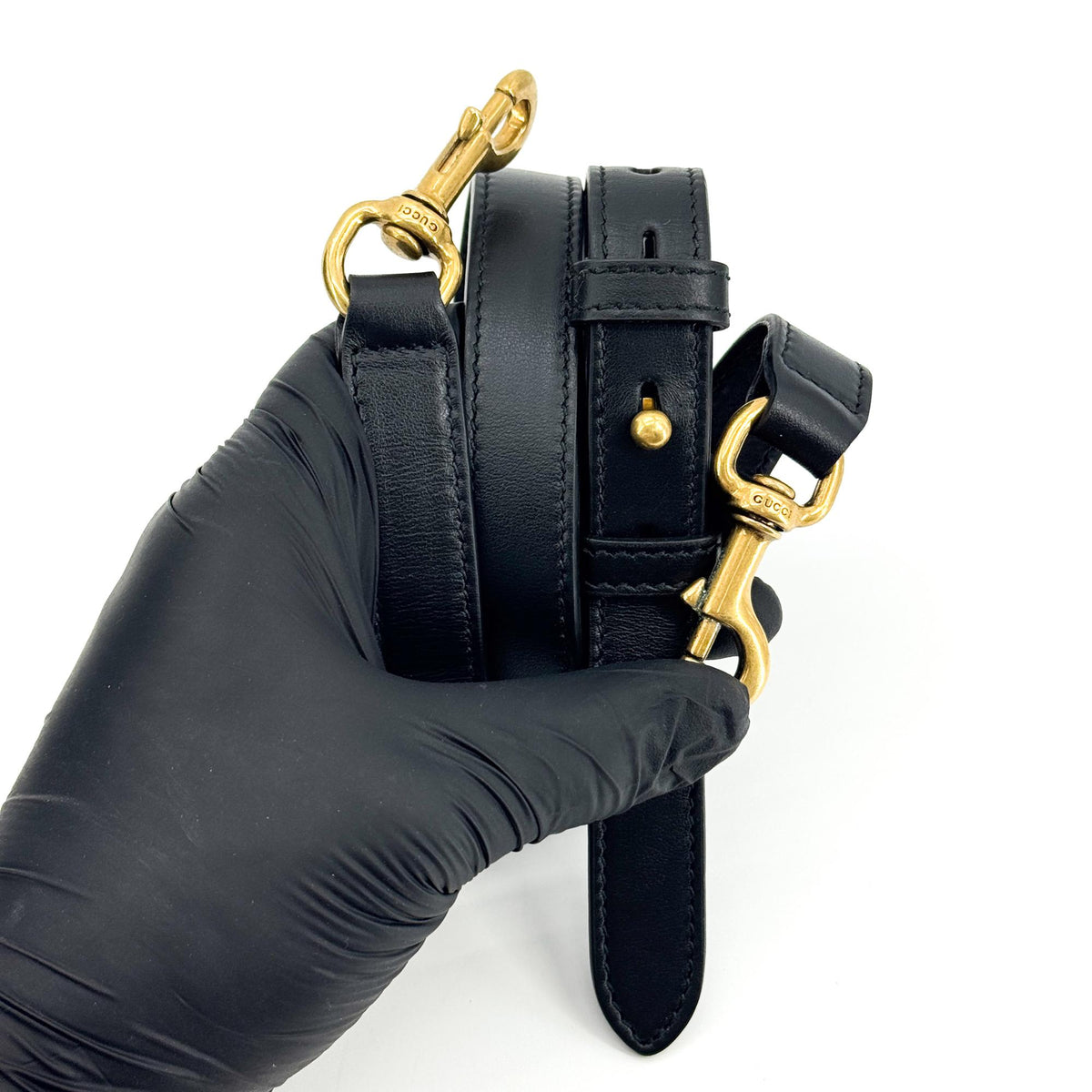 Gucci Gg Marmont Matelasse Leather Black Leather Shoulder Bag Bag (Pre-Owned)