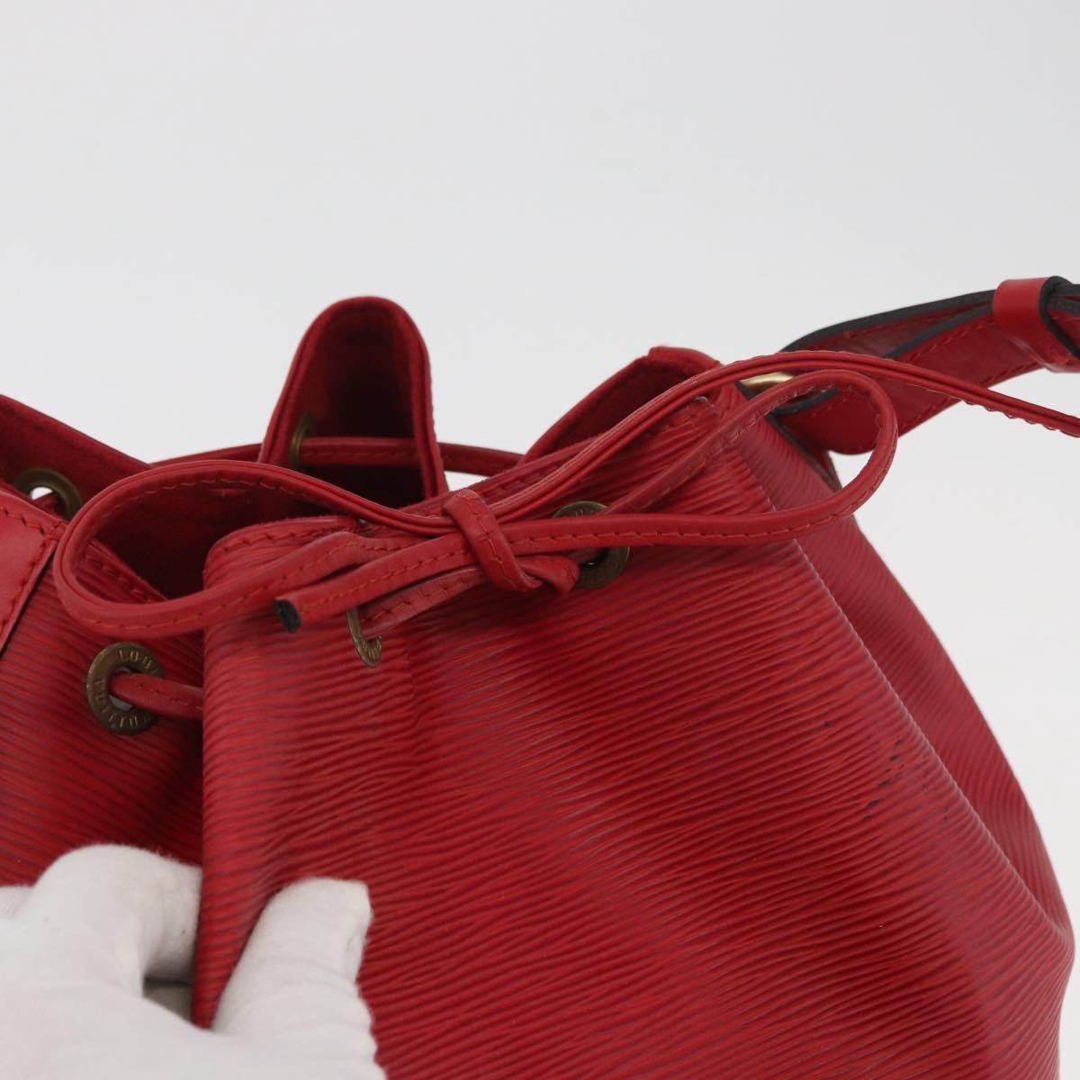 Louis Vuitton Noe Leather Red Leather Shoulder Bag Bag (Pre-Owned)