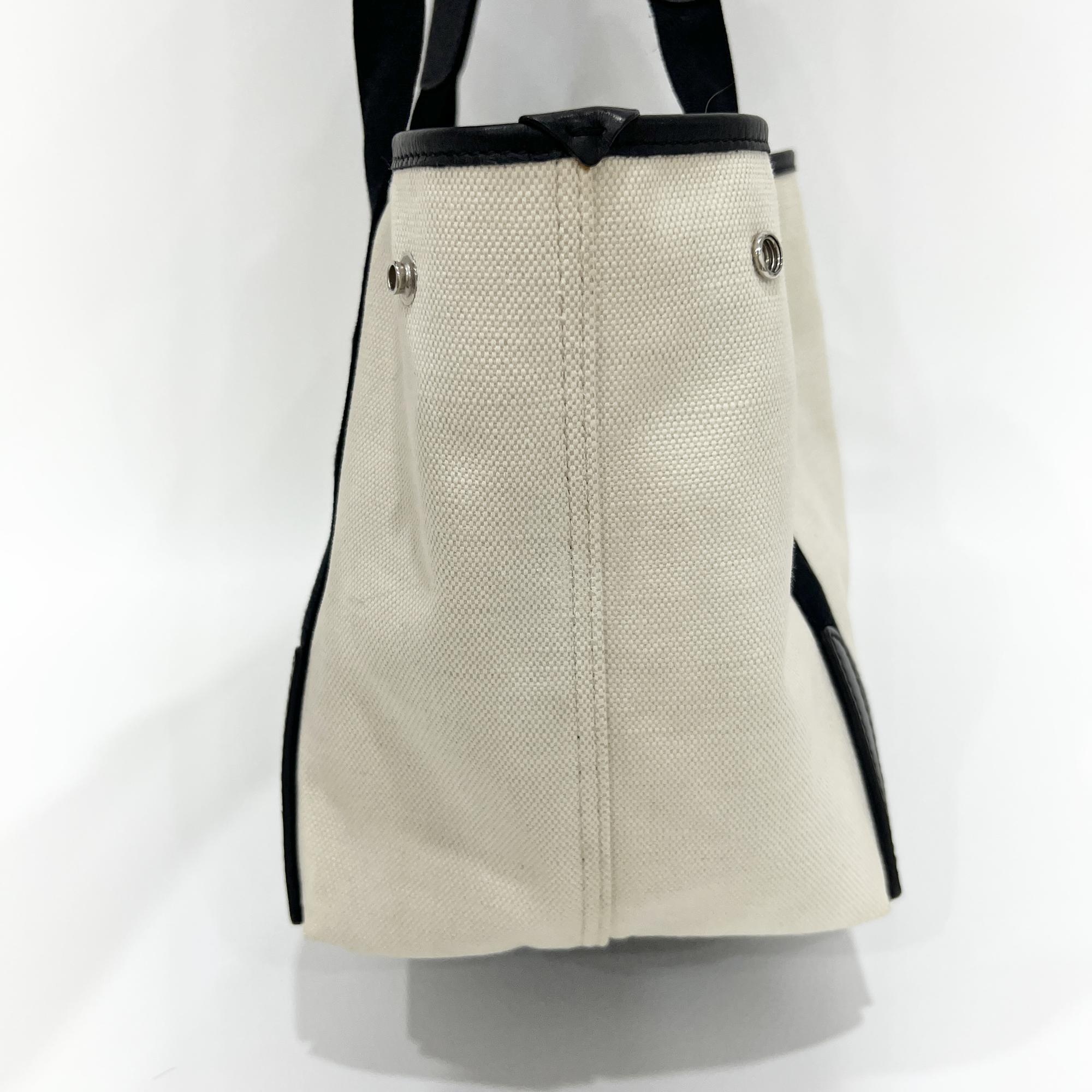 Balenciaga Navy Cabas Canvas With Leather White Canvas Tote Bag Bag (Pre-Owned)