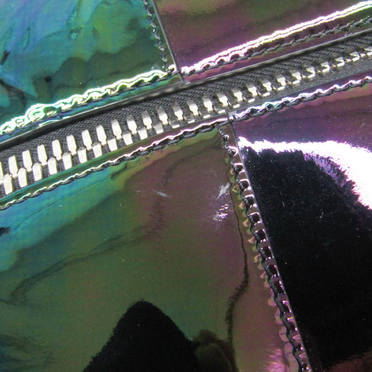 Givenchy Lucrezia Boston Bag Iridiscent Leather Multicolour Leather Crossbody Bag Bag (Pre-Owned)