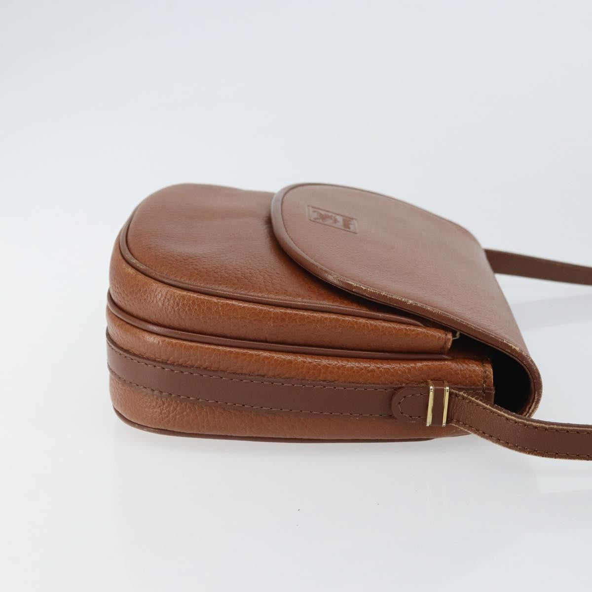 Burberry Vintage Leather Brown Leather Shoulder Bag Bag (Pre-Owned)