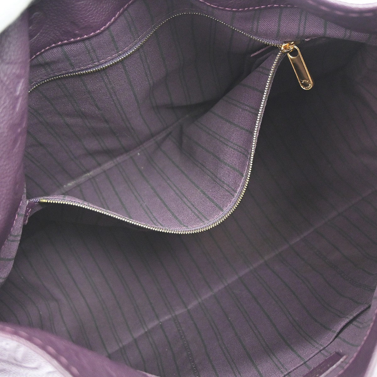 Louis Vuitton Artsy Leather Purple Leather Handbag (Pre-Owned)
