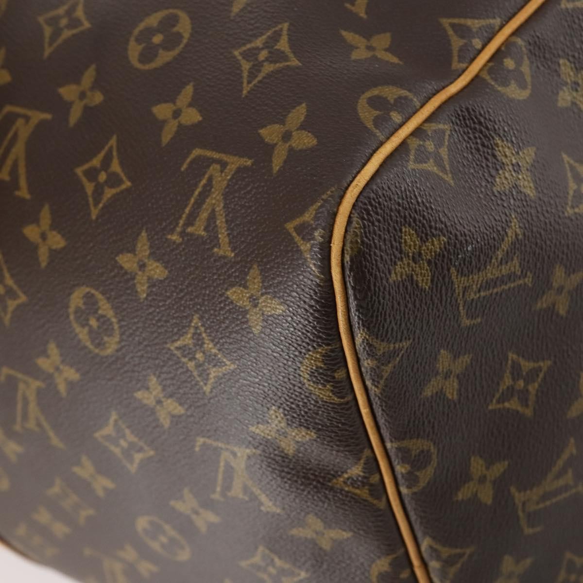 Louis Vuitton Keepall Monogram Canvas Brown Canvas Travel Bag Bag (Pre-Owned)