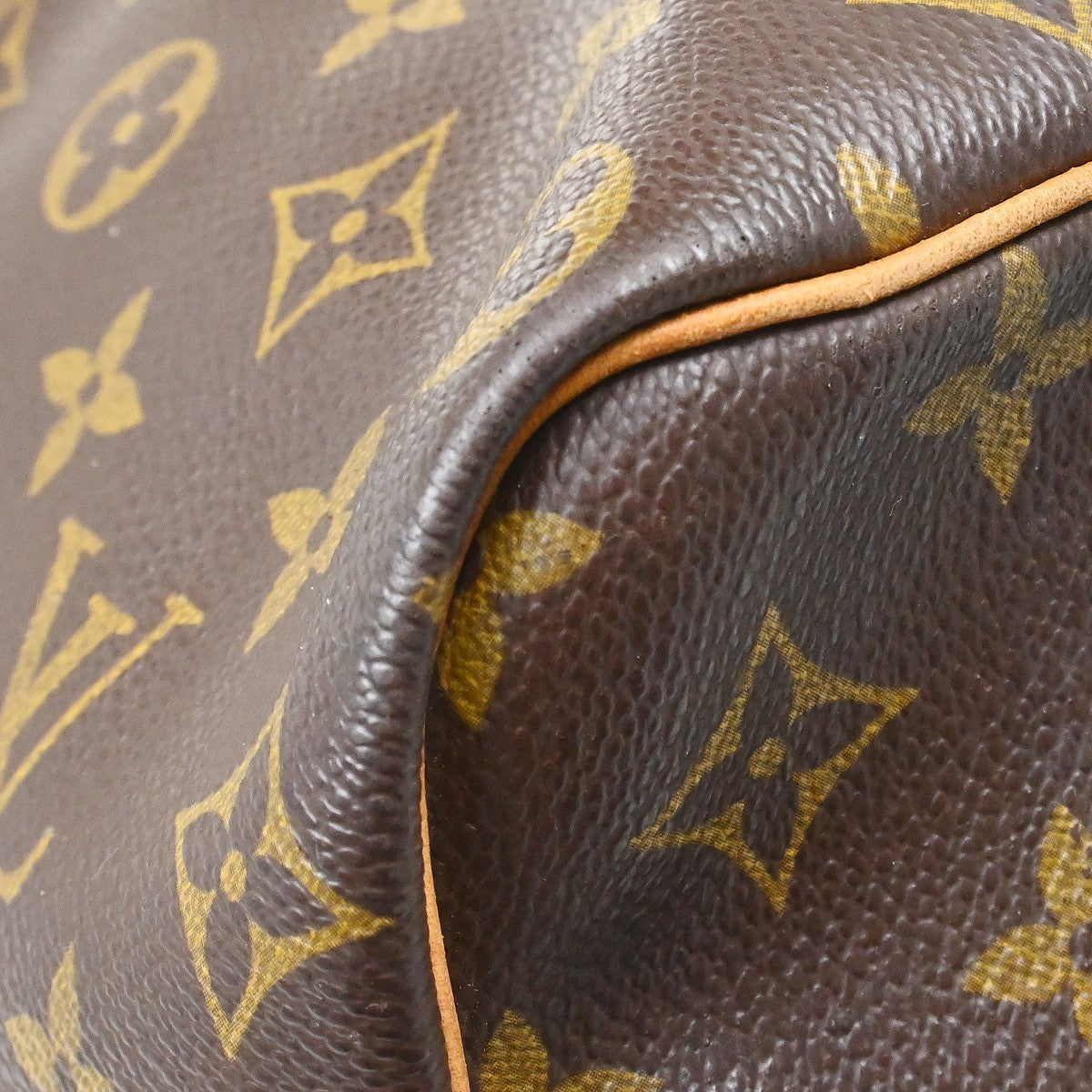 Louis Vuitton Keepall Monogram Canvas Brown Canvas Travel Bag Bag (Pre-Owned)