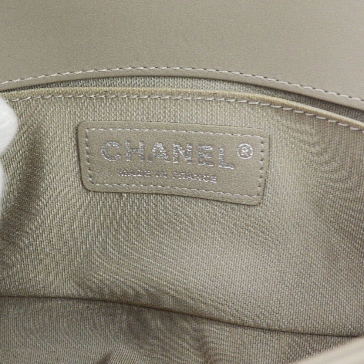 Chanel Boy Flap Chevron Lambskin Gray Leather Shoulder Bag Bag (Pre-Owned)