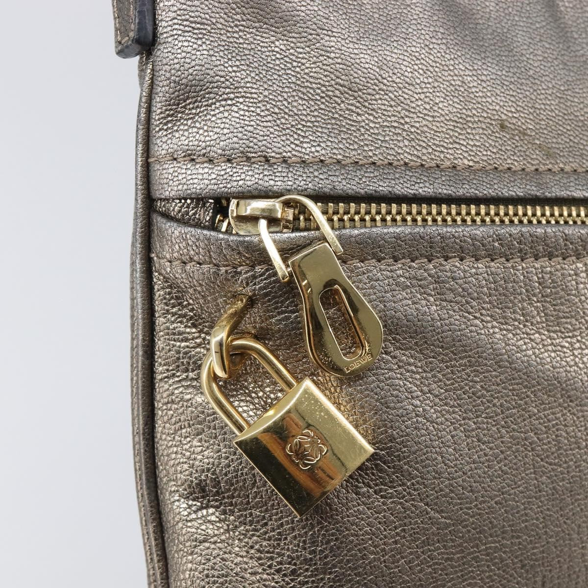 Loewe Front Pocket Leather Gold Leather Crossbody Bag Bag (Pre-Owned)