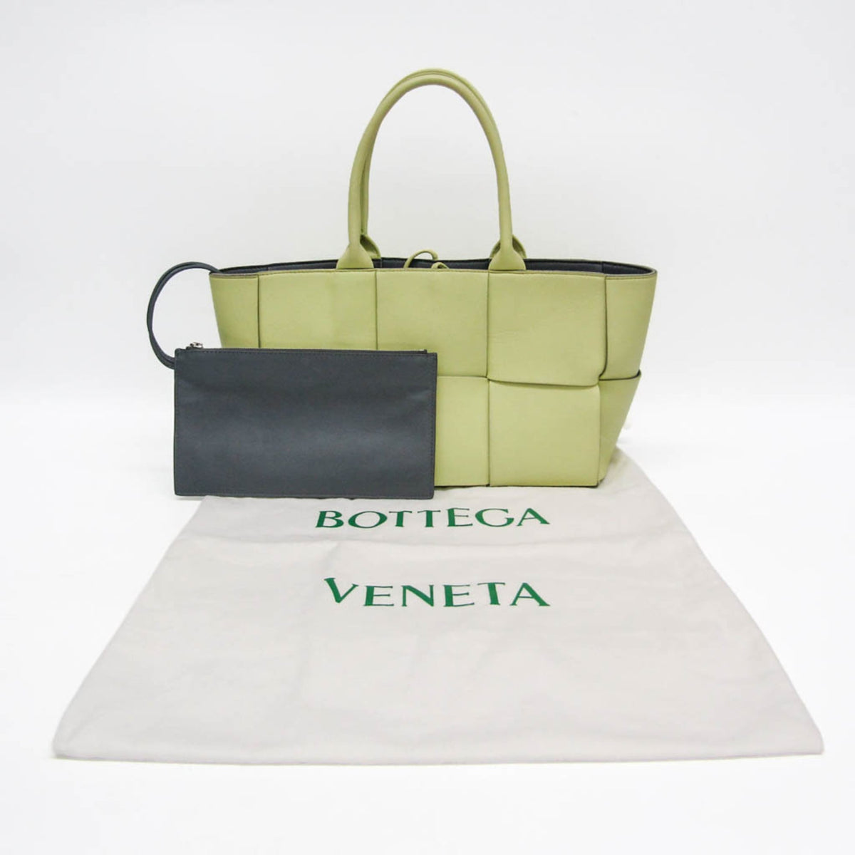 Bottega Veneta Arco Maxi Intrecciato Leather Green Leather Tote Bag Bag (Pre-Owned)