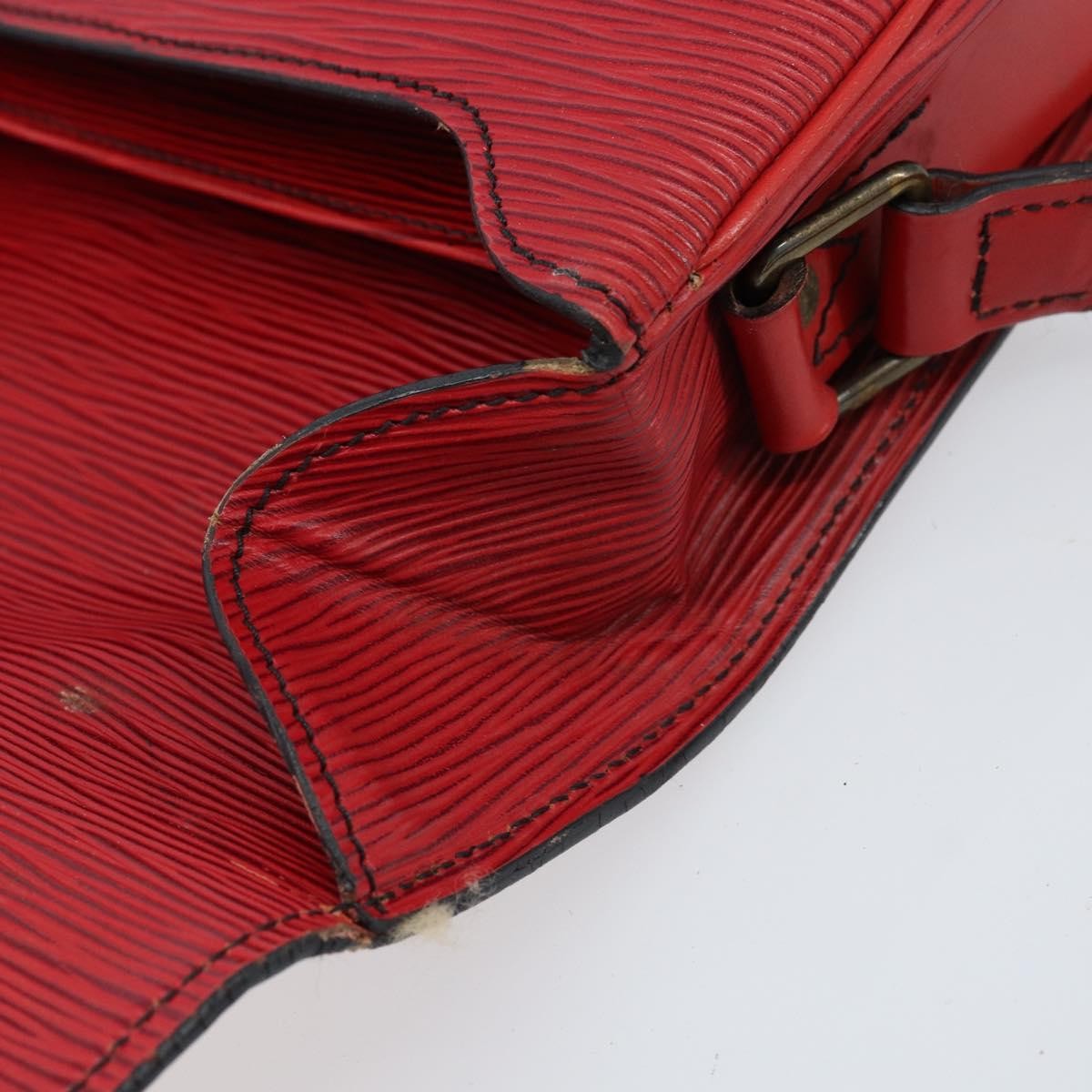Louis Vuitton Cartouchiere Epi Leather Red Leather Shoulder Bag Bag (Pre-Owned)