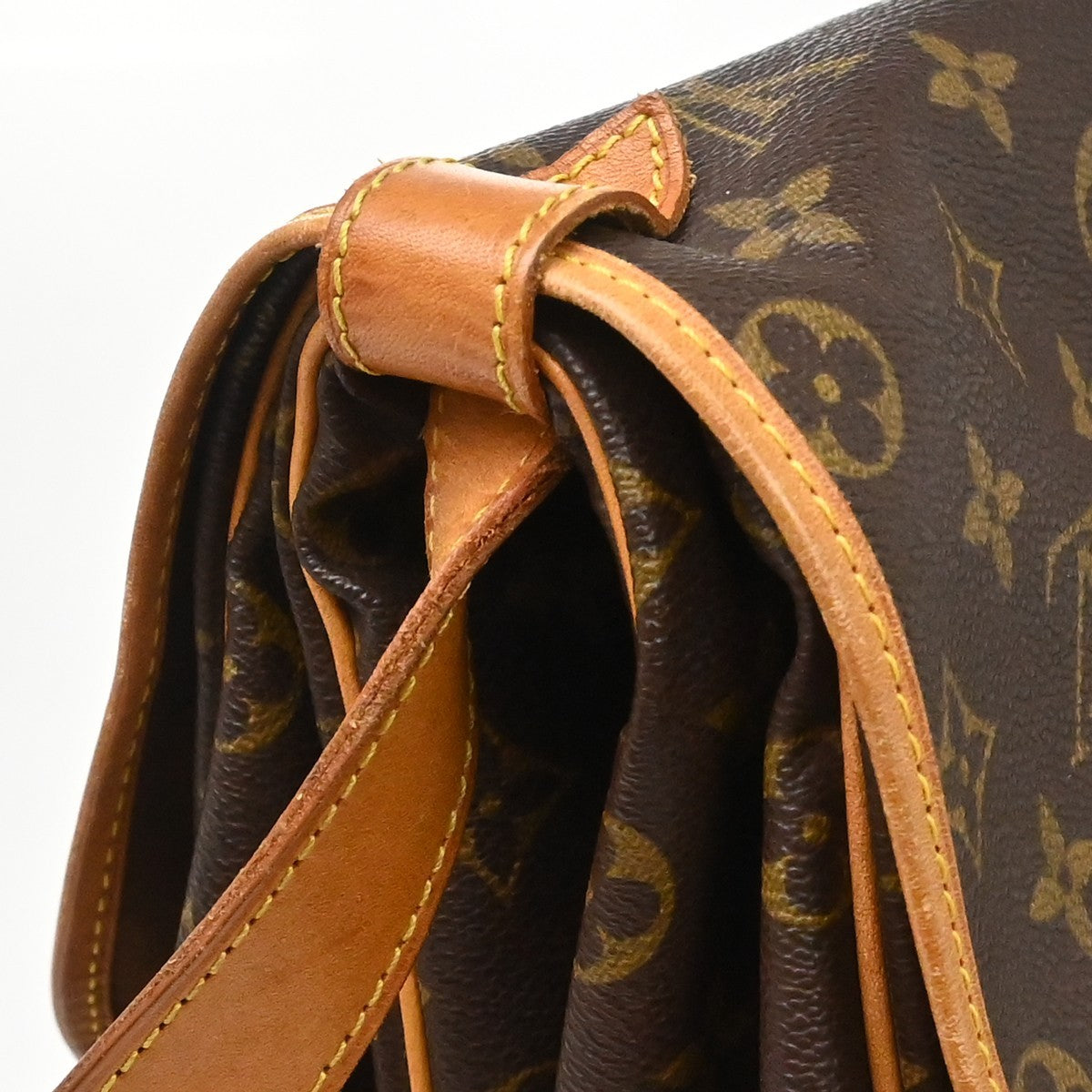 Louis Vuitton Saumur Monogram Canvas Brown Canvas Shoulder Bag Bag (Pre-Owned)