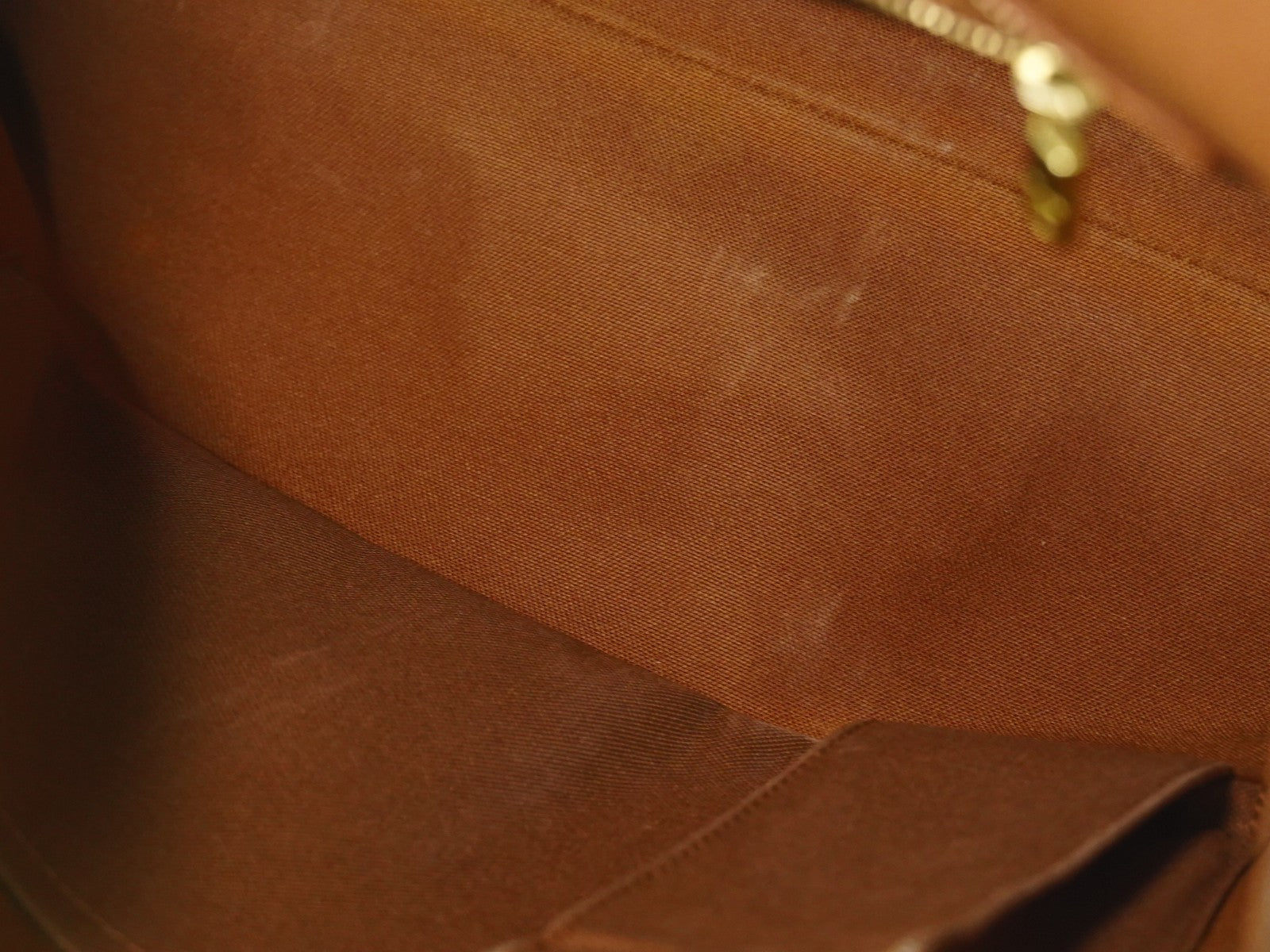 Louis Vuitton Abbesses Messenger Monogram Canvas Brown Canvas Shoulder Bag Bag (Pre-Owned)
