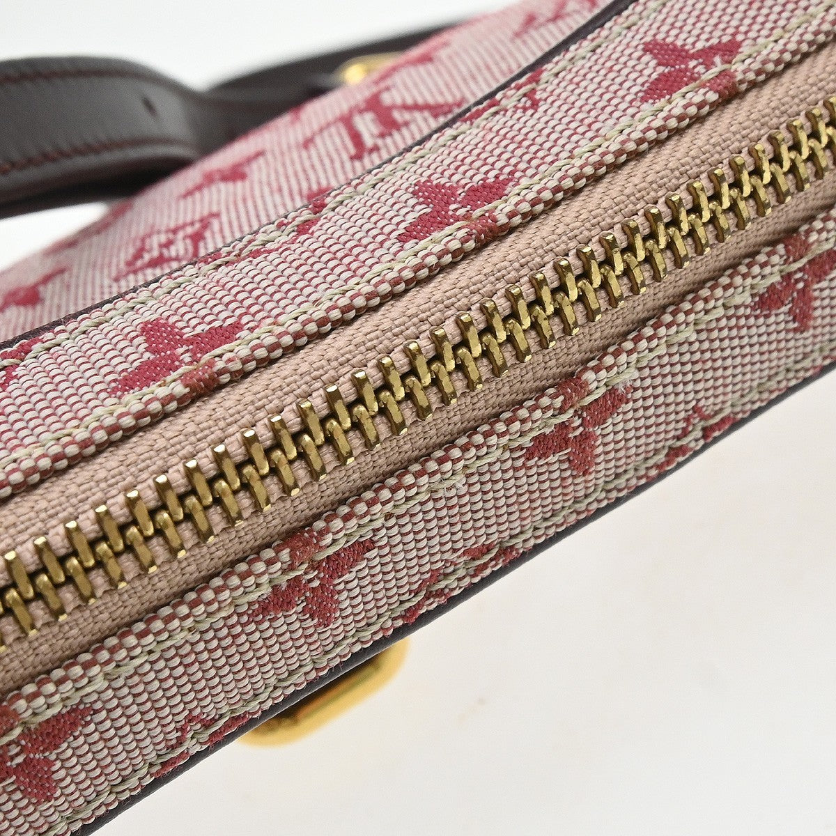 Louis Vuitton Juliette Mini Lin Red Canvas Shoulder Bag Bag (Pre-Owned)