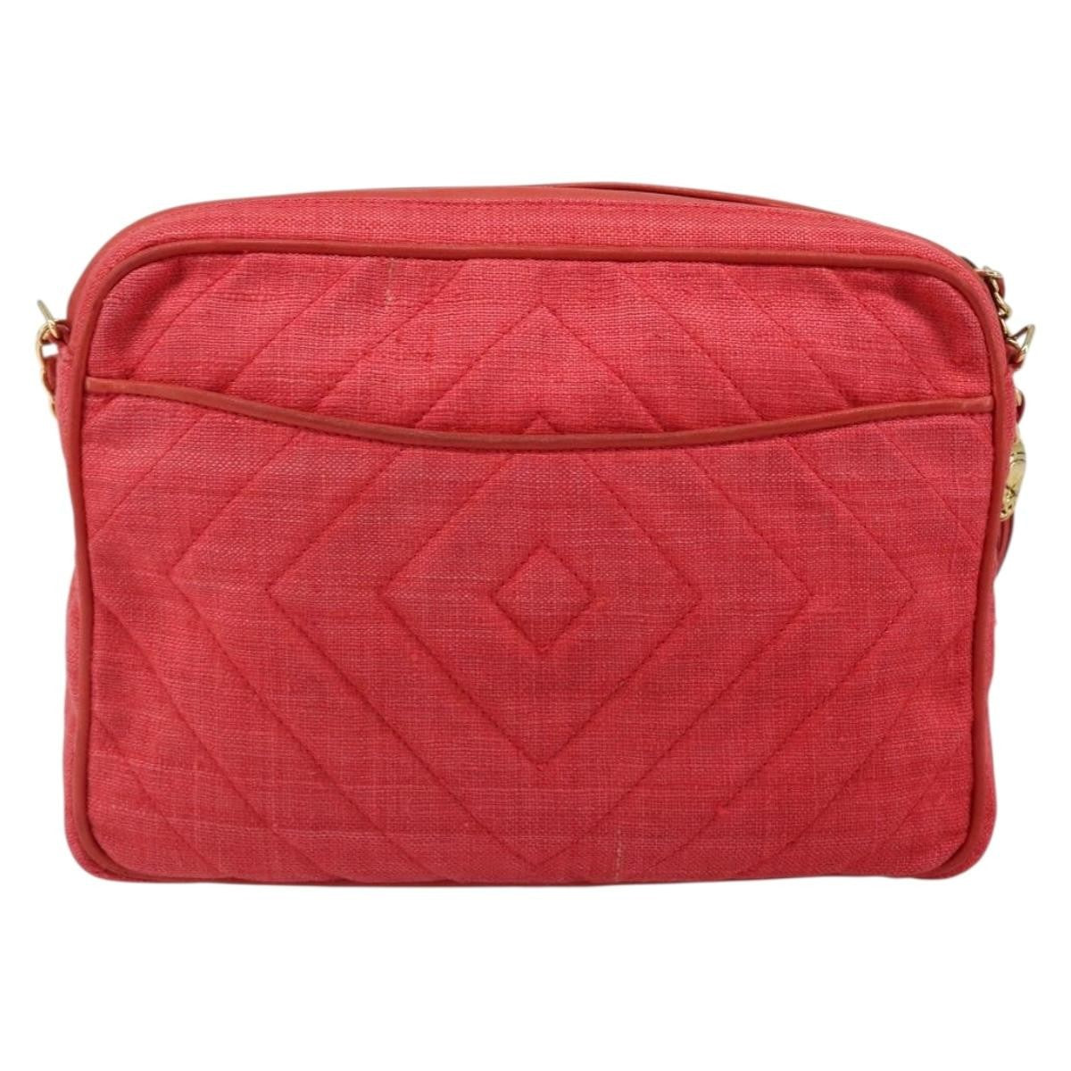 Chanel Vintage Diamond Cc Camera Chevron Canvas Red Canvas Handbag (Pre-Owned)