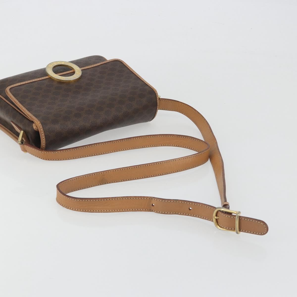 Celine Vintage Macadam Circle Logo Canvas And Leather Brown Canvas Shoulder Bag Bag (Pre-Owned)