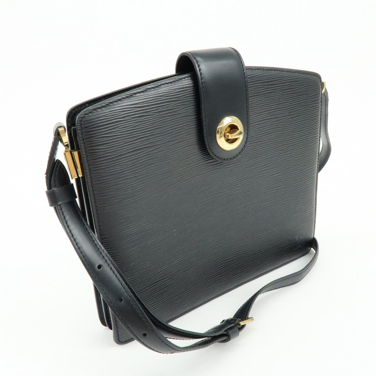 Louis Vuitton Capucines Epi Leather Black Leather Handbag (Pre-Owned)
