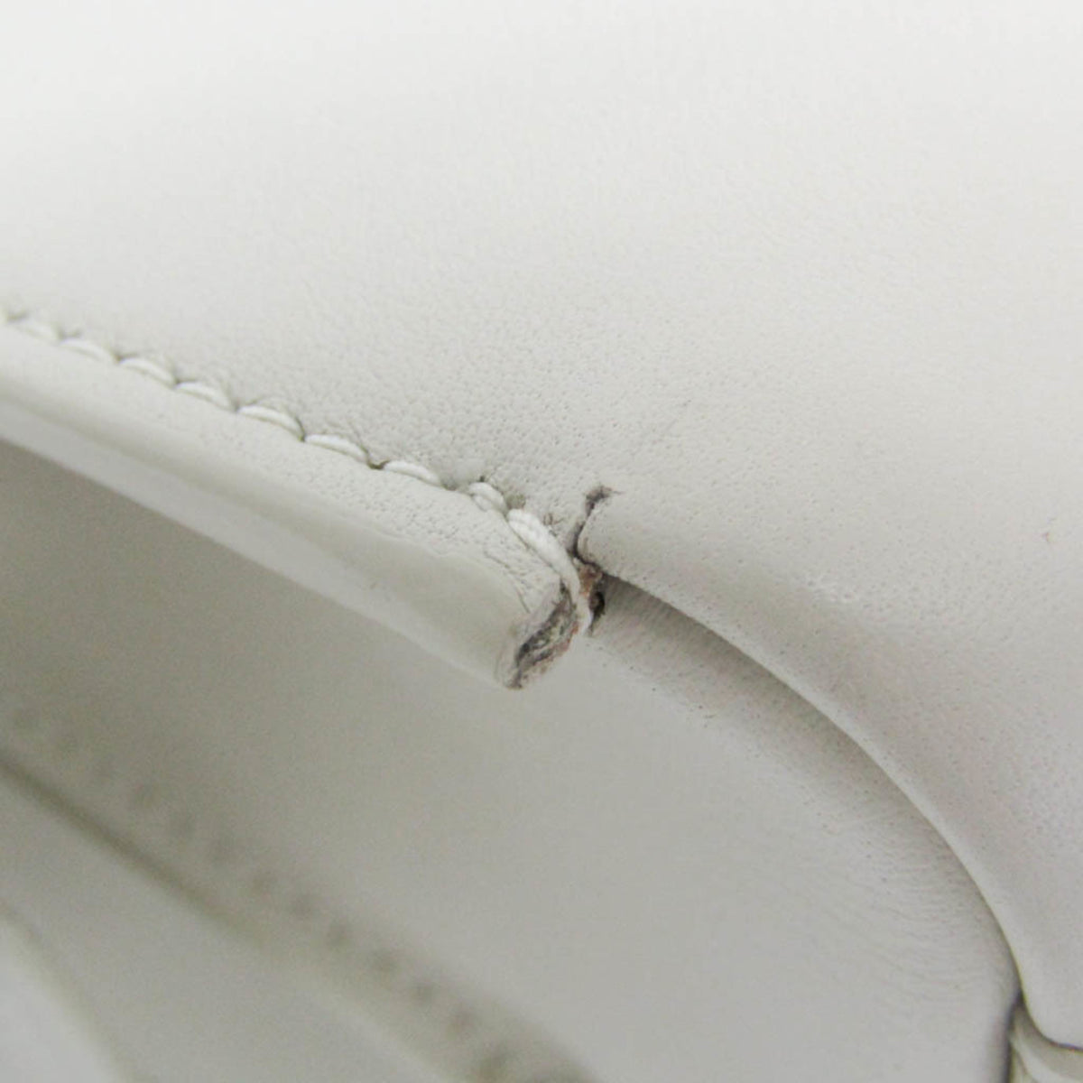 Saint Laurent East Side Smooth Leather White Leather Tote Bag Bag (Pre-Owned)