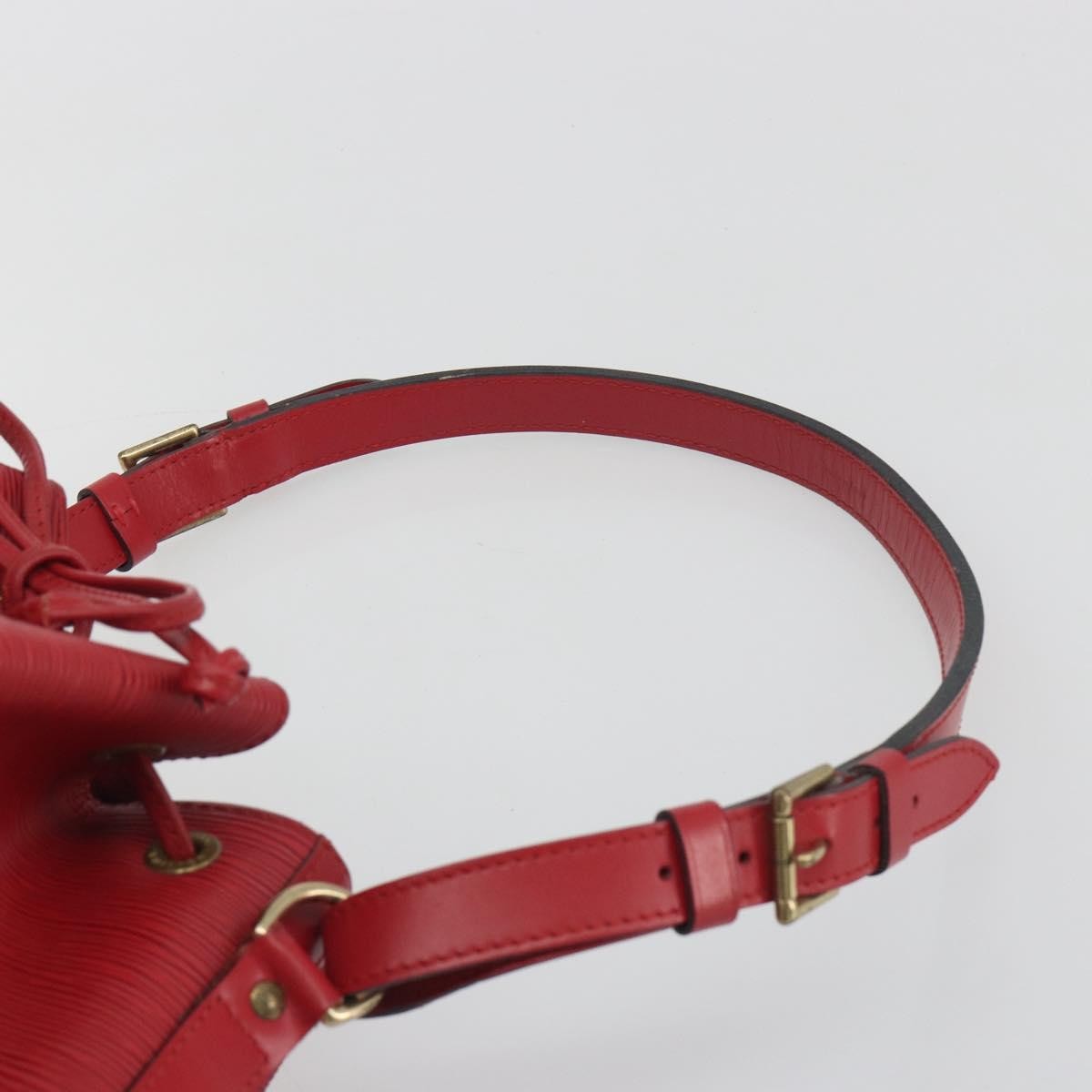 Louis Vuitton Petit Noe Epi Leather Red Leather Shoulder Bag Bag (Pre-Owned)