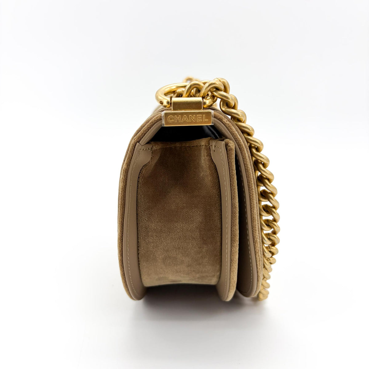 Chanel Boy Curved Messenger Quilted Velvet Brown Suede Shoulder Bag Bag (Pre-Owned)