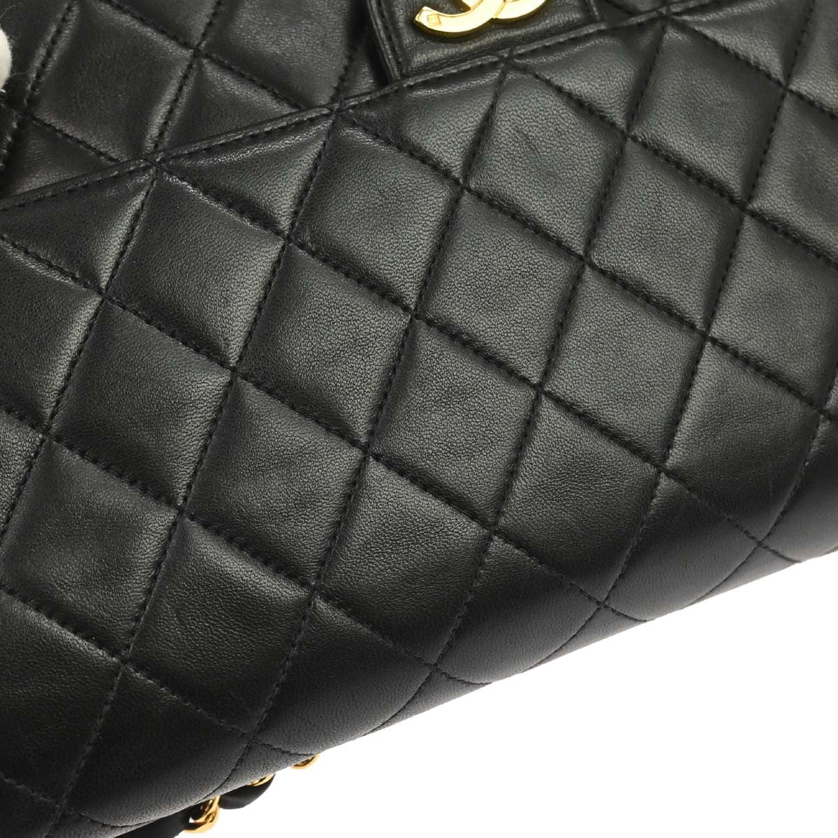 Chanel Vintage Classic Flap Quilted Lambskin Black Leather Shoulder Bag Bag (Pre-Owned)