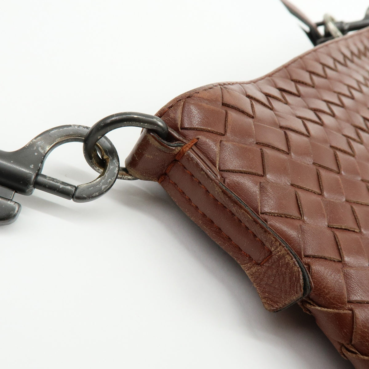 Bottega Veneta Flat Messenger Intrecciato Nappa Brown Leather Handbag (Pre-Owned)
