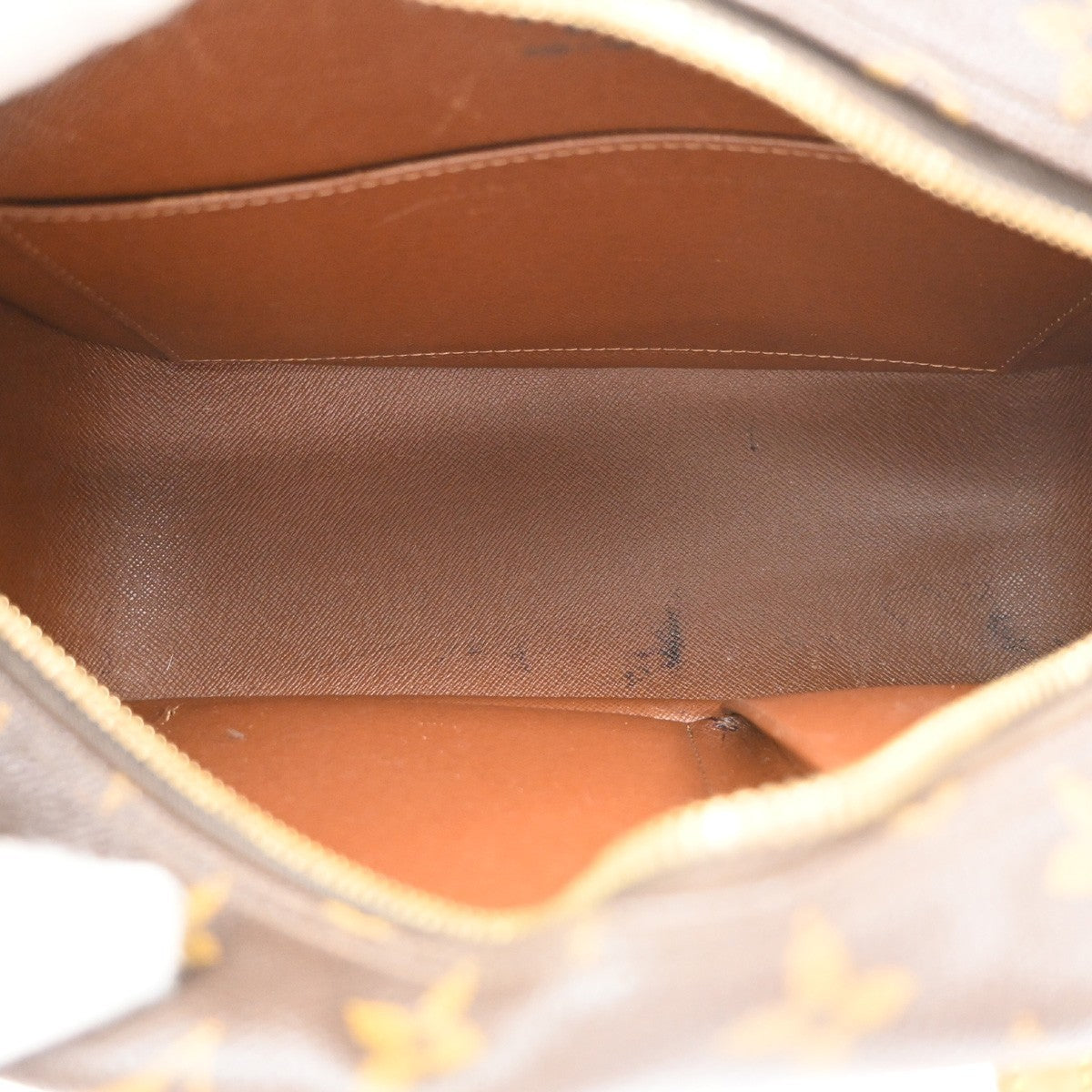Louis Vuitton Cite Monogram Canvas Brown Canvas Handbag (Pre-Owned)