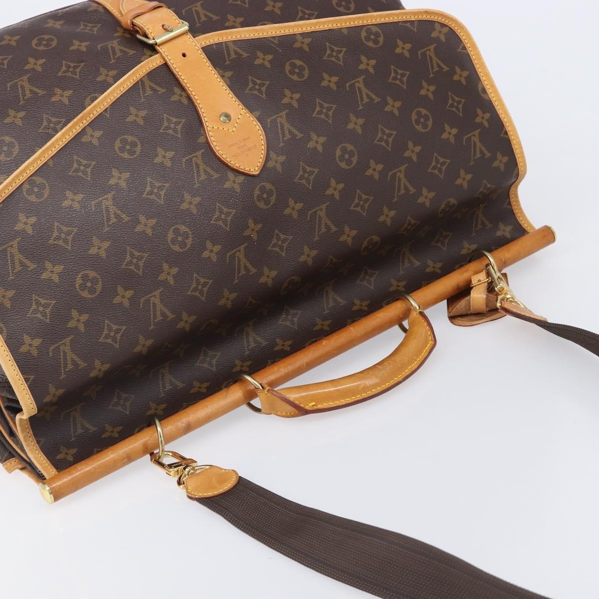 Louis Vuitton Sac Chasse Hunting Monogram Canvas Brown Canvas Handbag (Pre-Owned)