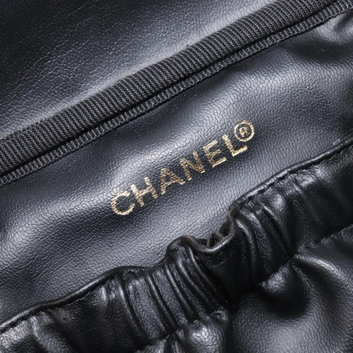 Chanel Vintage Timeless Cosmetic Case Caviar Black Leather Clutche & Pouche Bag (Pre-Owned)