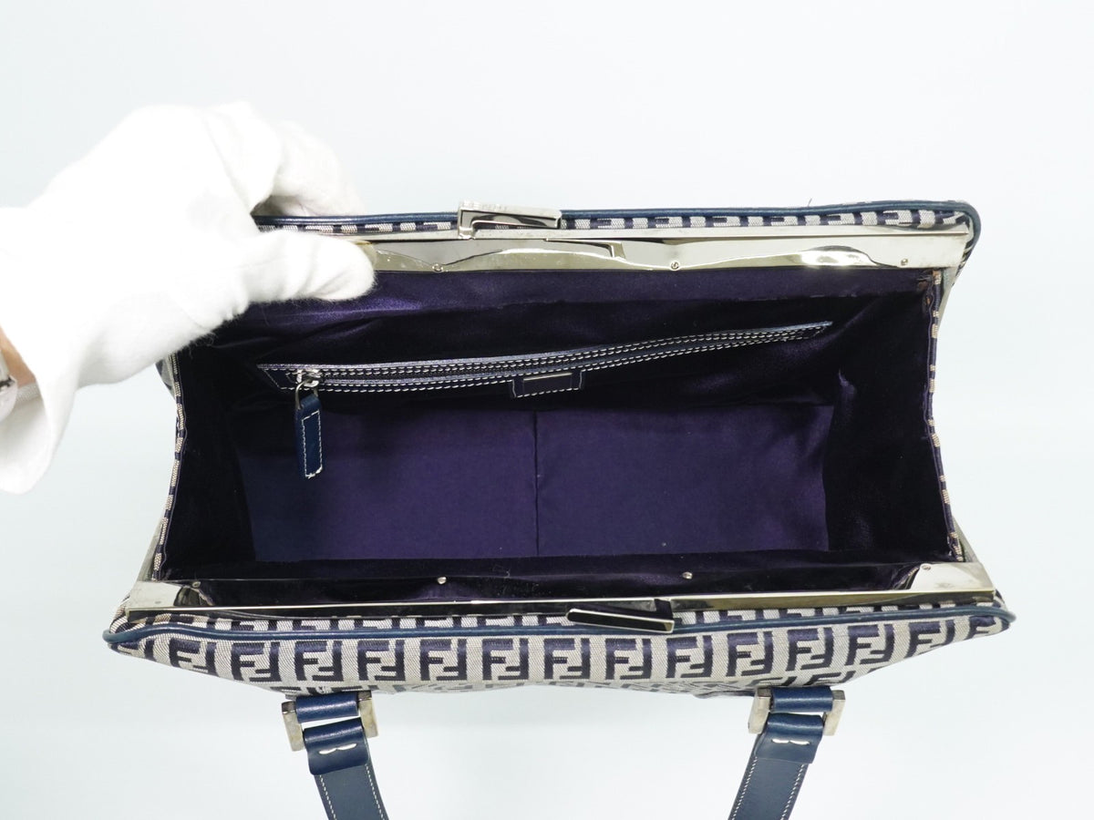 Fendi Vintage Shoulderbag Canvas Navy Canvas Shoulder Bag Bag (Pre-Owned)