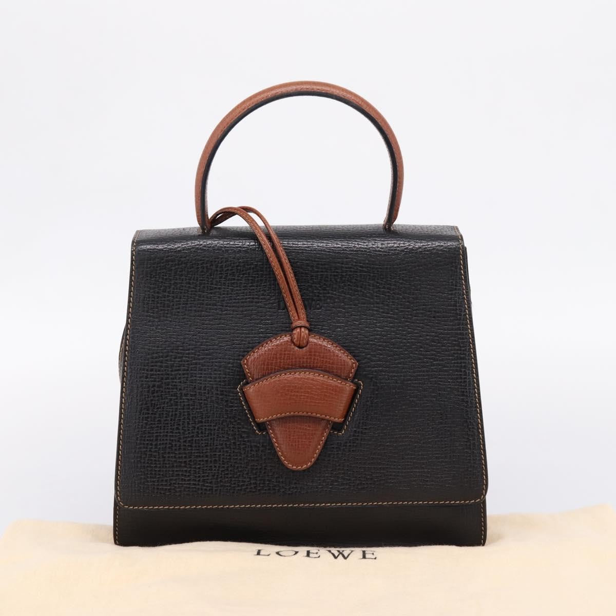Loewe Barcelona Leather Black Leather Shoulder Bag Bag (Pre-Owned)