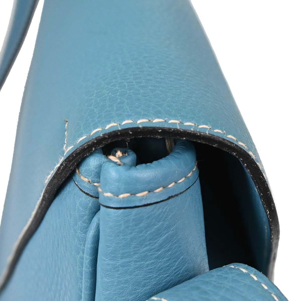 Hermes Christine Leather Blue Leather Handbag (Pre-Owned)