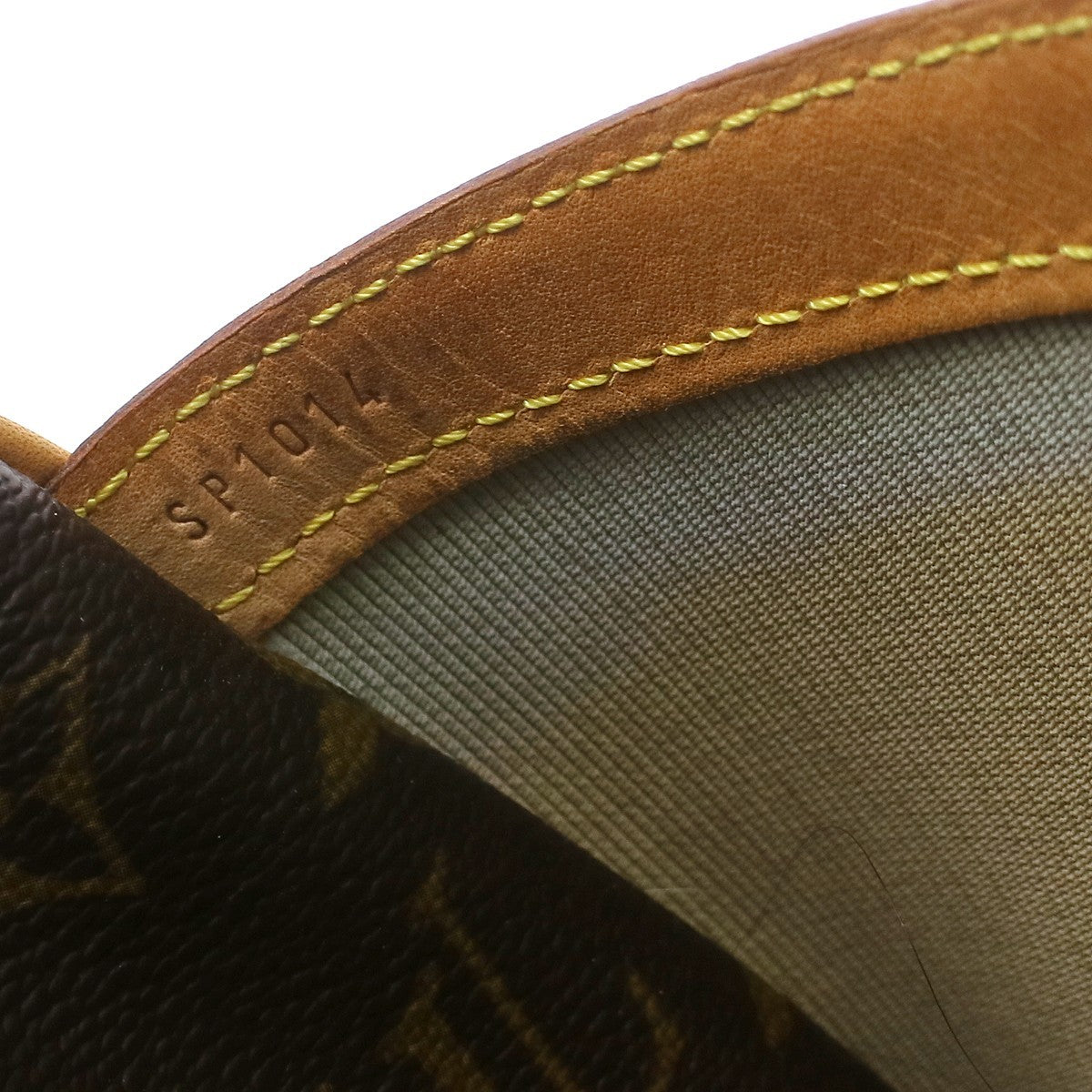 Louis Vuitton Reporter Monogram Canvas Brown Canvas Shoulder Bag Bag (Pre-Owned)