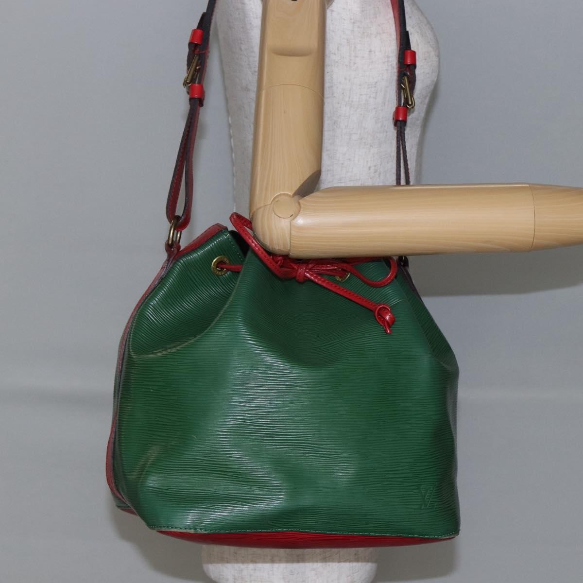 Louis Vuitton Bicolor Petit Noe Epi Leather Green Leather Bag (Pre-Owned)