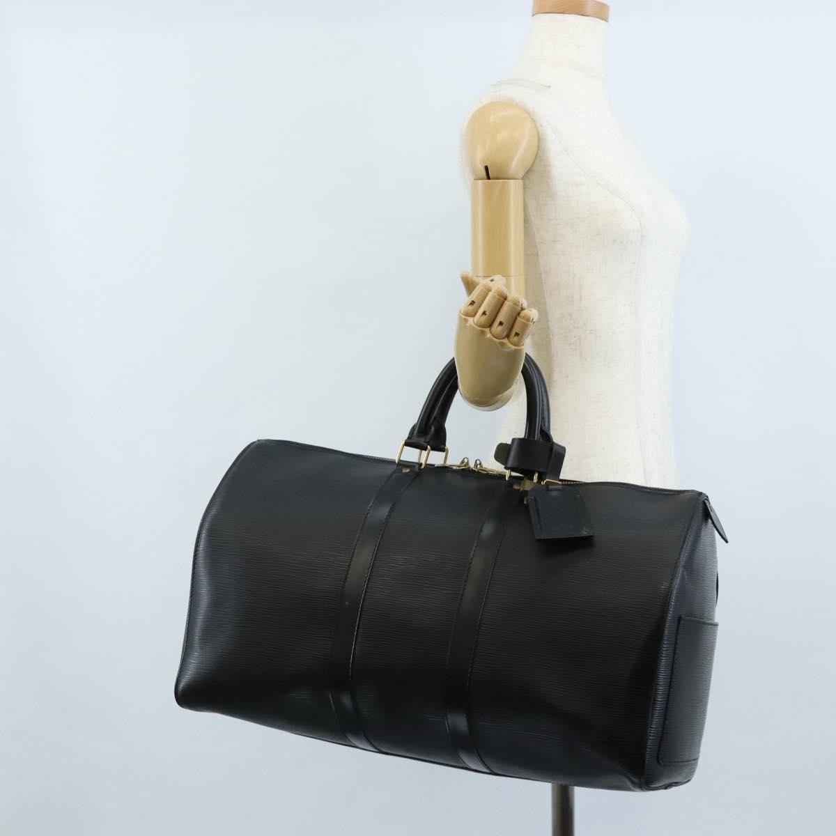 Louis Vuitton Keepall Epi Leather Black Leather Travel Bag Bag (Pre-Owned)