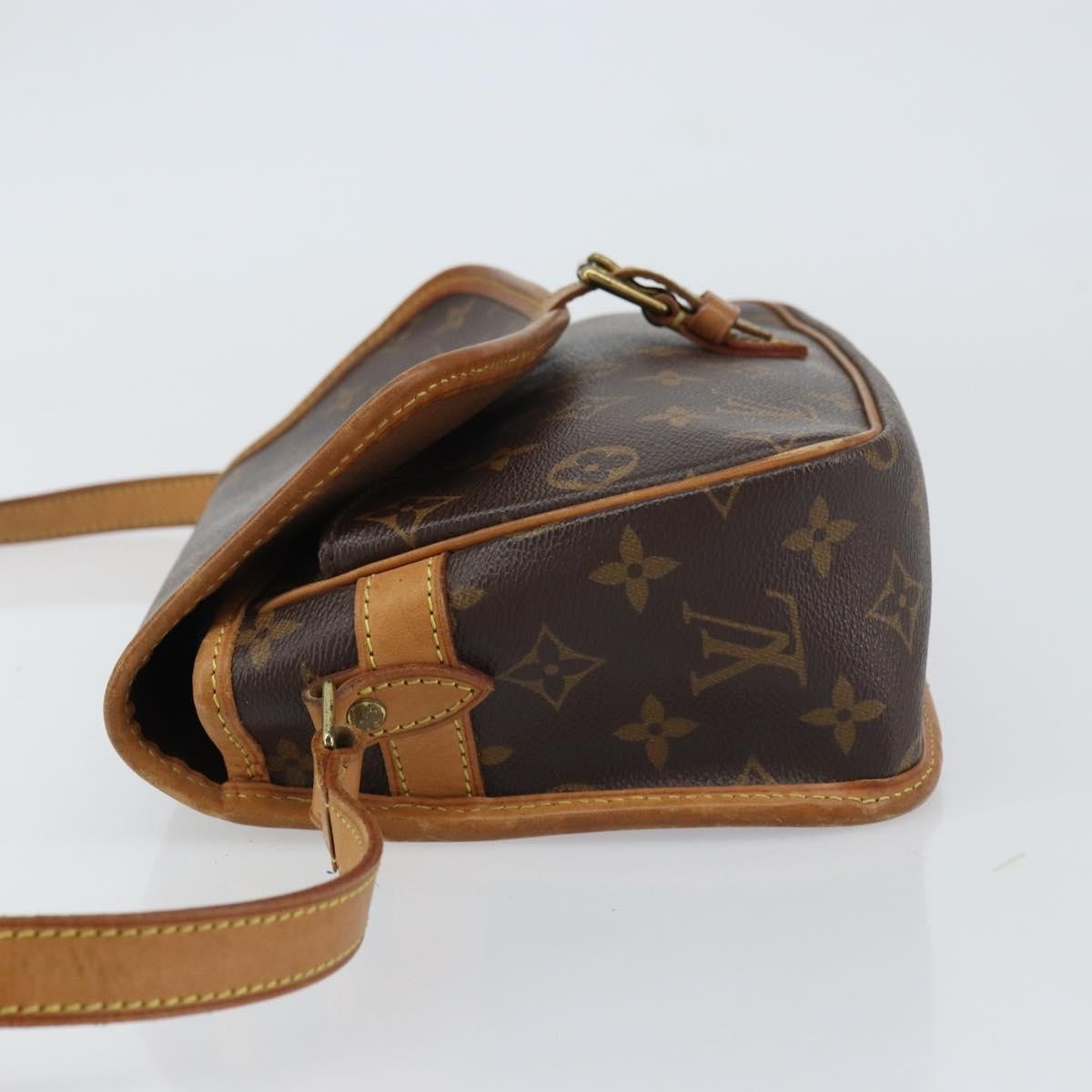 Louis Vuitton Sologne Monogram Canvas Brown Canvas Shoulder Bag Bag (Pre-Owned)