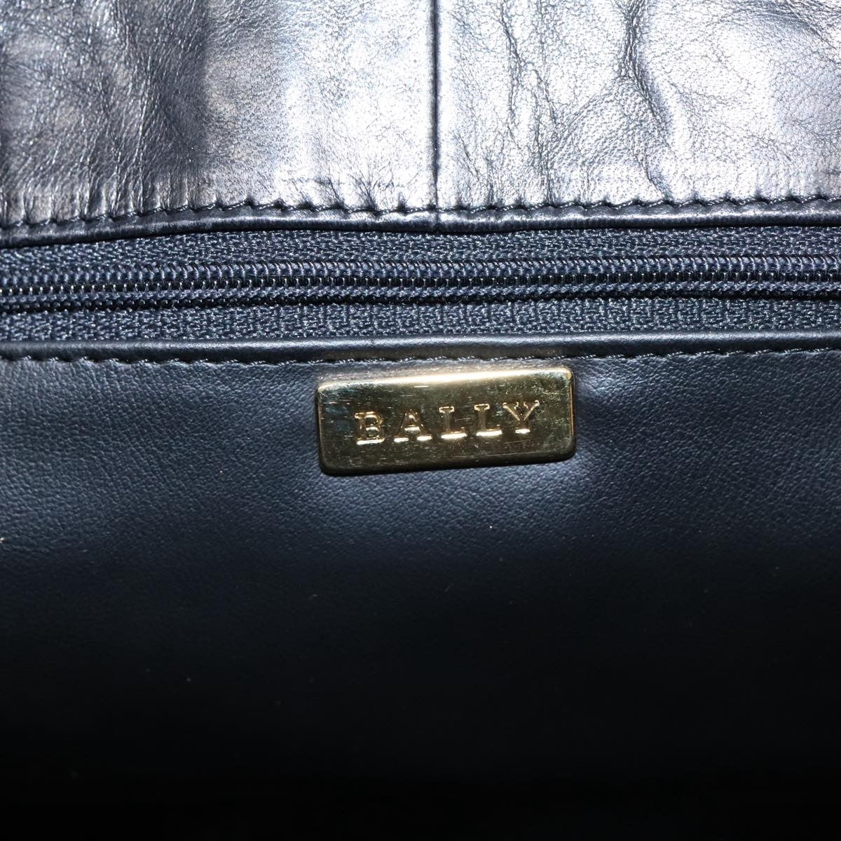 Bally Vintage Quilted Leather Black Leather Shoulder Bag Bag (Pre-Owned)