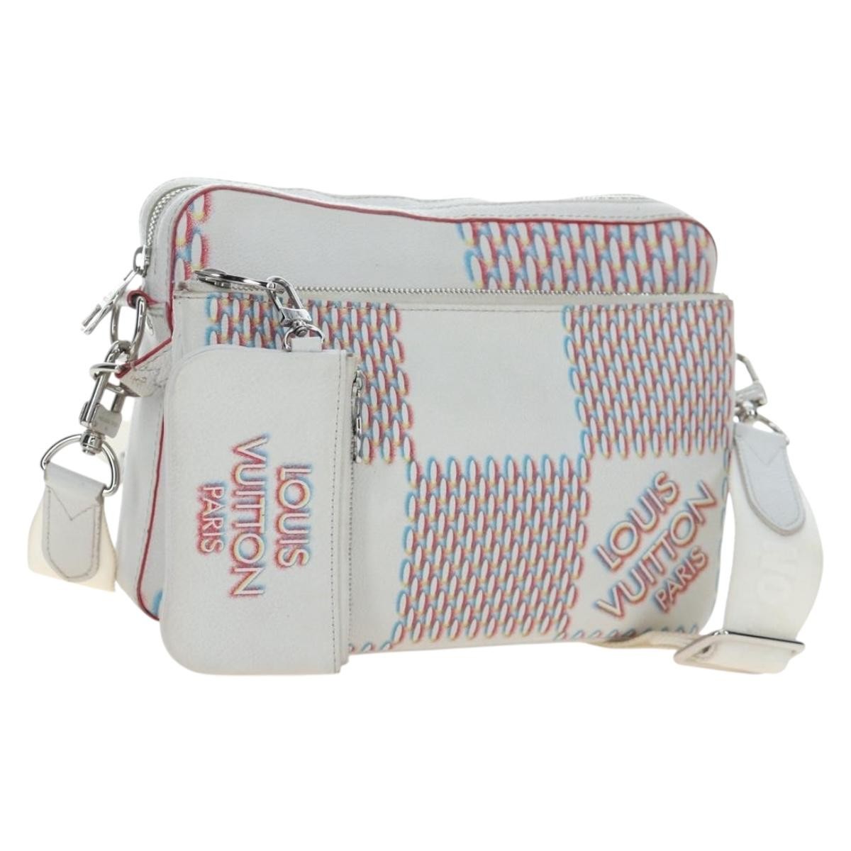 Louis Vuitton Trio Messenger Limited Edition Damier Spray Leather White Canvas Handbag (Pre-Owned)
