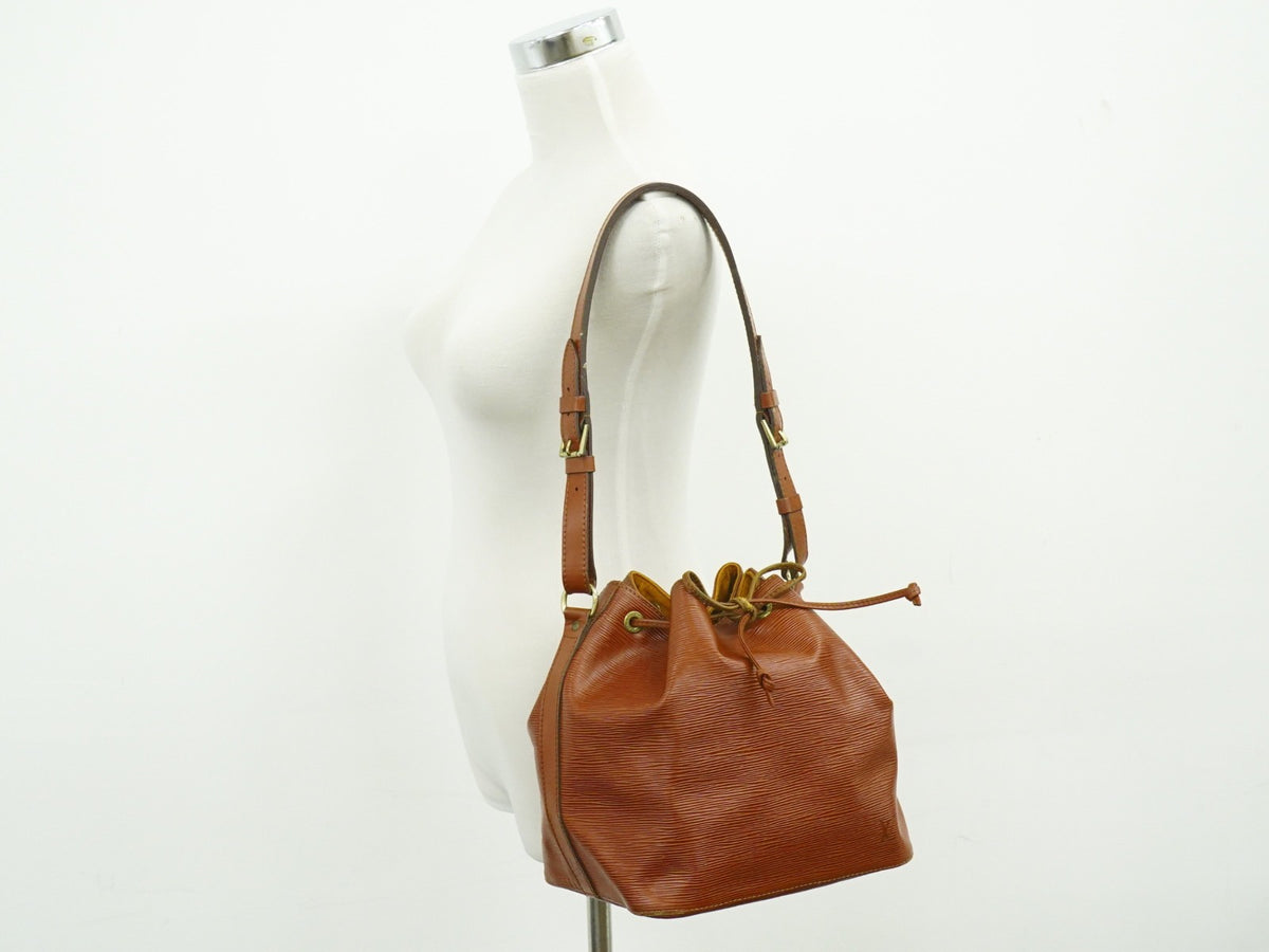 Louis Vuitton Petit Noe Epi Leather Brown Leather Shoulder Bag Bag (Pre-Owned)