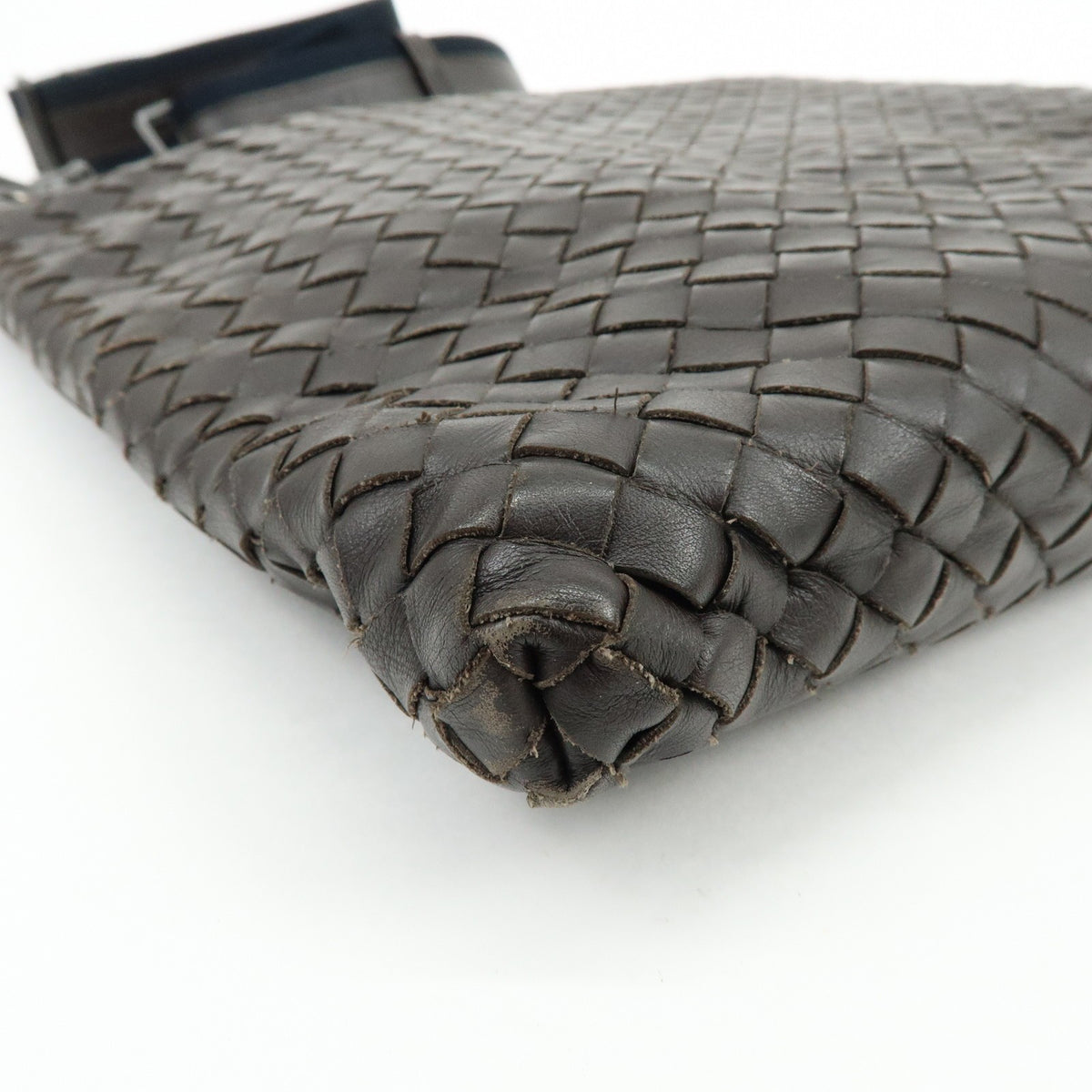 Bottega Veneta Flat Messenger Intrecciato Nappa Brown Leather Handbag (Pre-Owned)