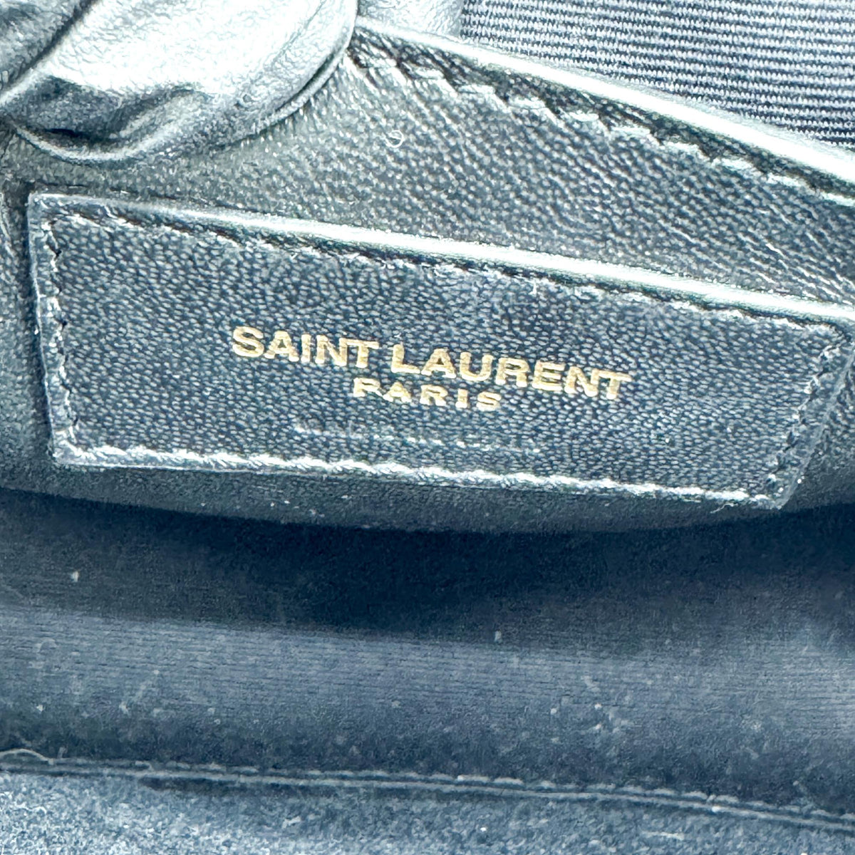 Saint Laurent Vicky Camera Vertical Quilted Leather Gray Leather Handbag (Pre-Owned)