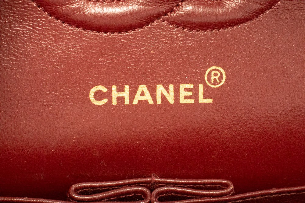 Chanel Classic Flap Lambskin Black Leather Crossbody Bag Bag (Pre-Owned)