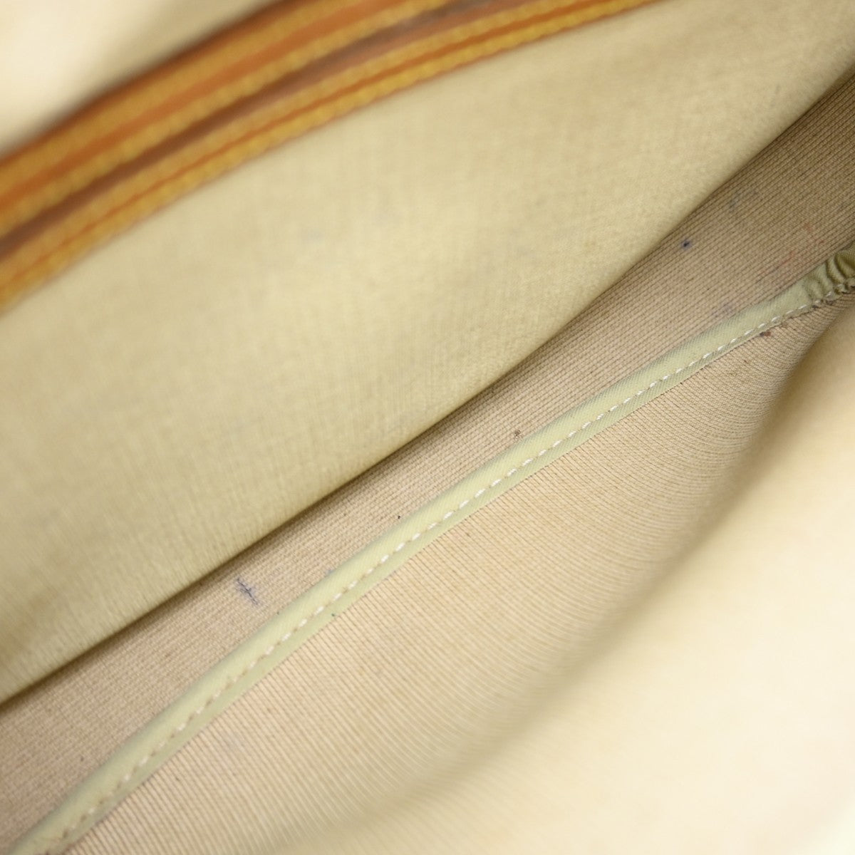 Louis Vuitton Reporter Monogram Canvas Brown Canvas Handbag (Pre-Owned)