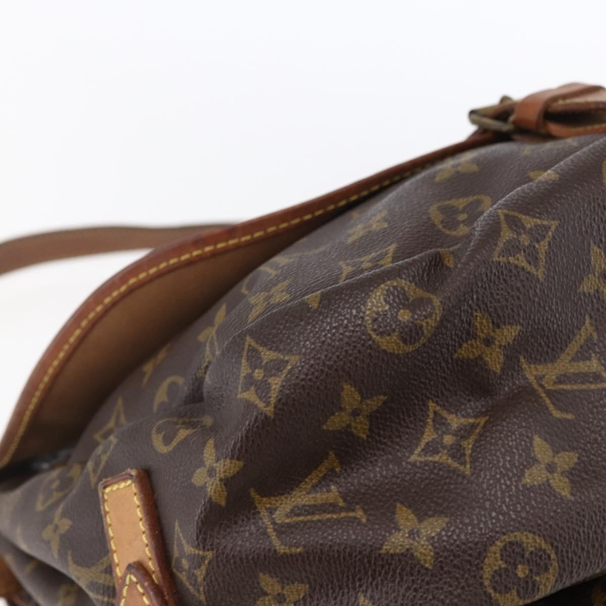 Louis Vuitton Saumur Monogram Canvas Brown Canvas Shoulder Bag Bag (Pre-Owned)