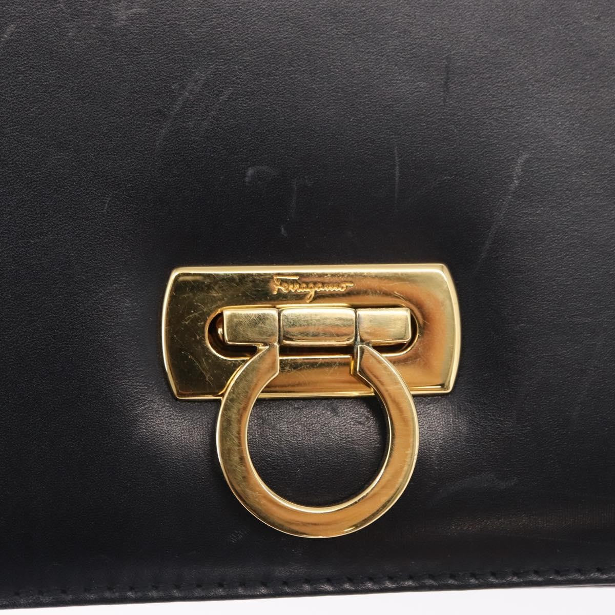 Salvatore Ferragamo Gancini Leather Navy Leather Shoulder Bag Bag (Pre-Owned)