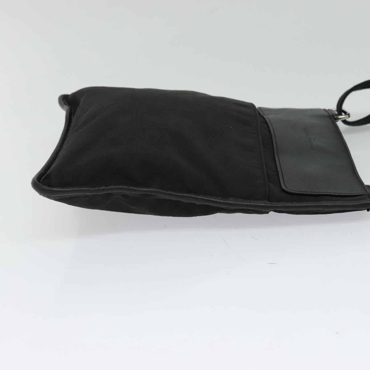 Salvatore Ferragamo Vintage Nylon Black Nylon Shoulder Bag Bag (Pre-Owned)
