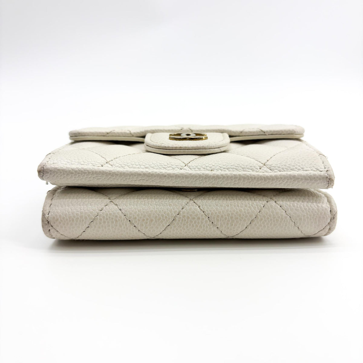 Chanel Classic Flap Card Holder Quilted Caviar White Calfskin Card Holders Accessory (Pre-Owned)